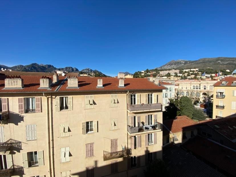 "Dans Les Toits De La Ville" Plein Centre Et Mer Menton Exteriér fotografie